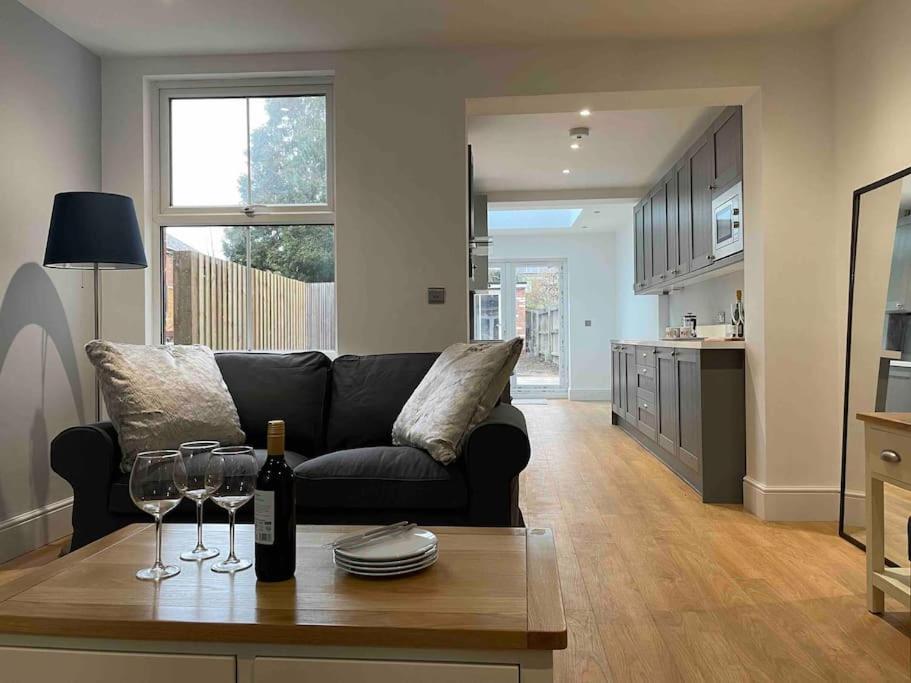 May Cottage In Stratford Upon Avon エクステリア 写真